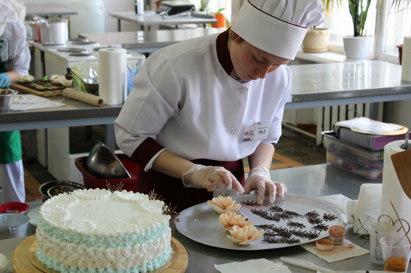 Где учиться на кондитера